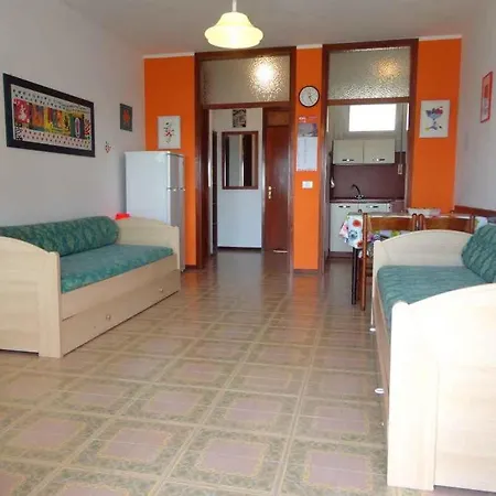 In 25774 Apartamento *